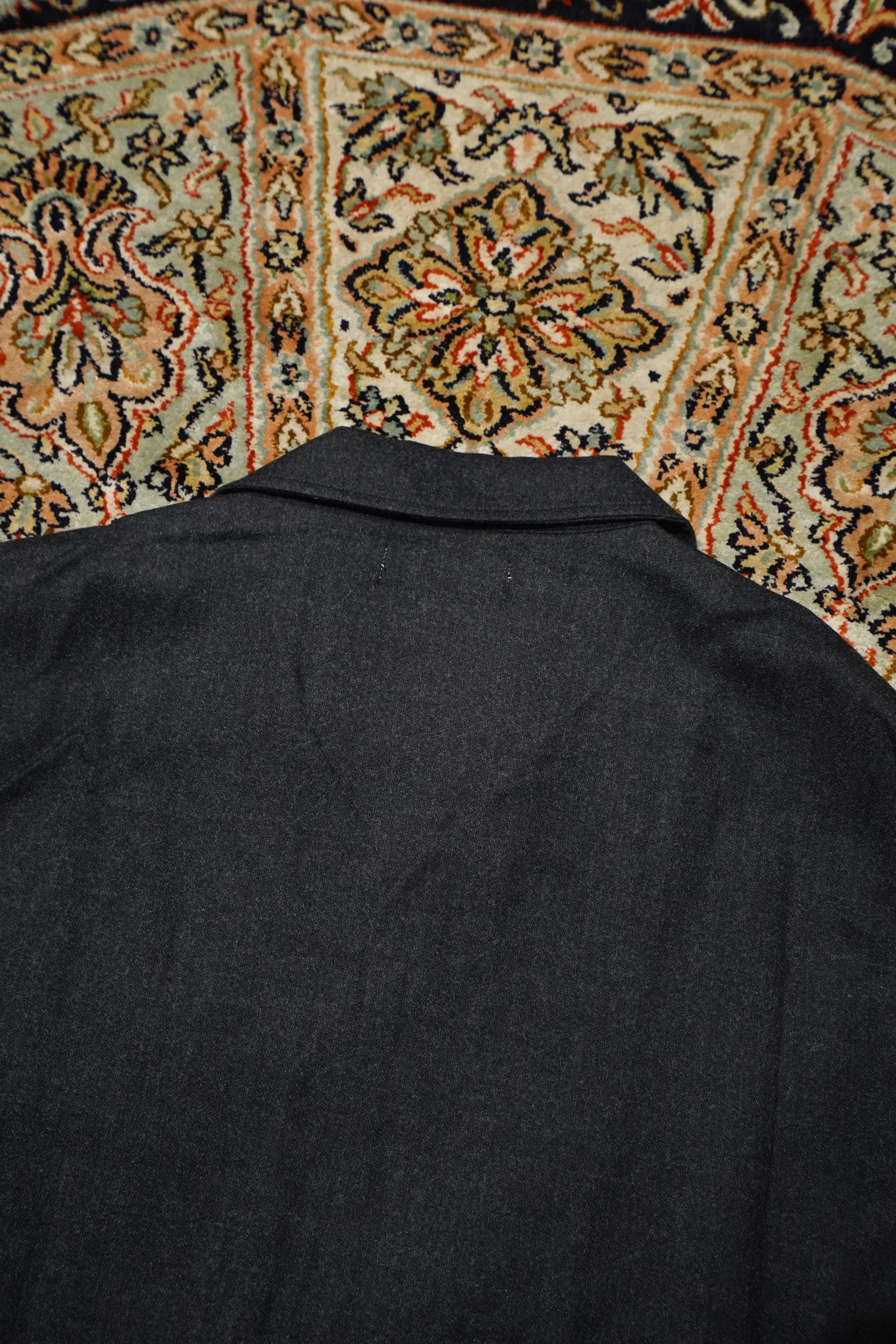 STEAF BALL SHIRT (GENTLE CHARCOAL)