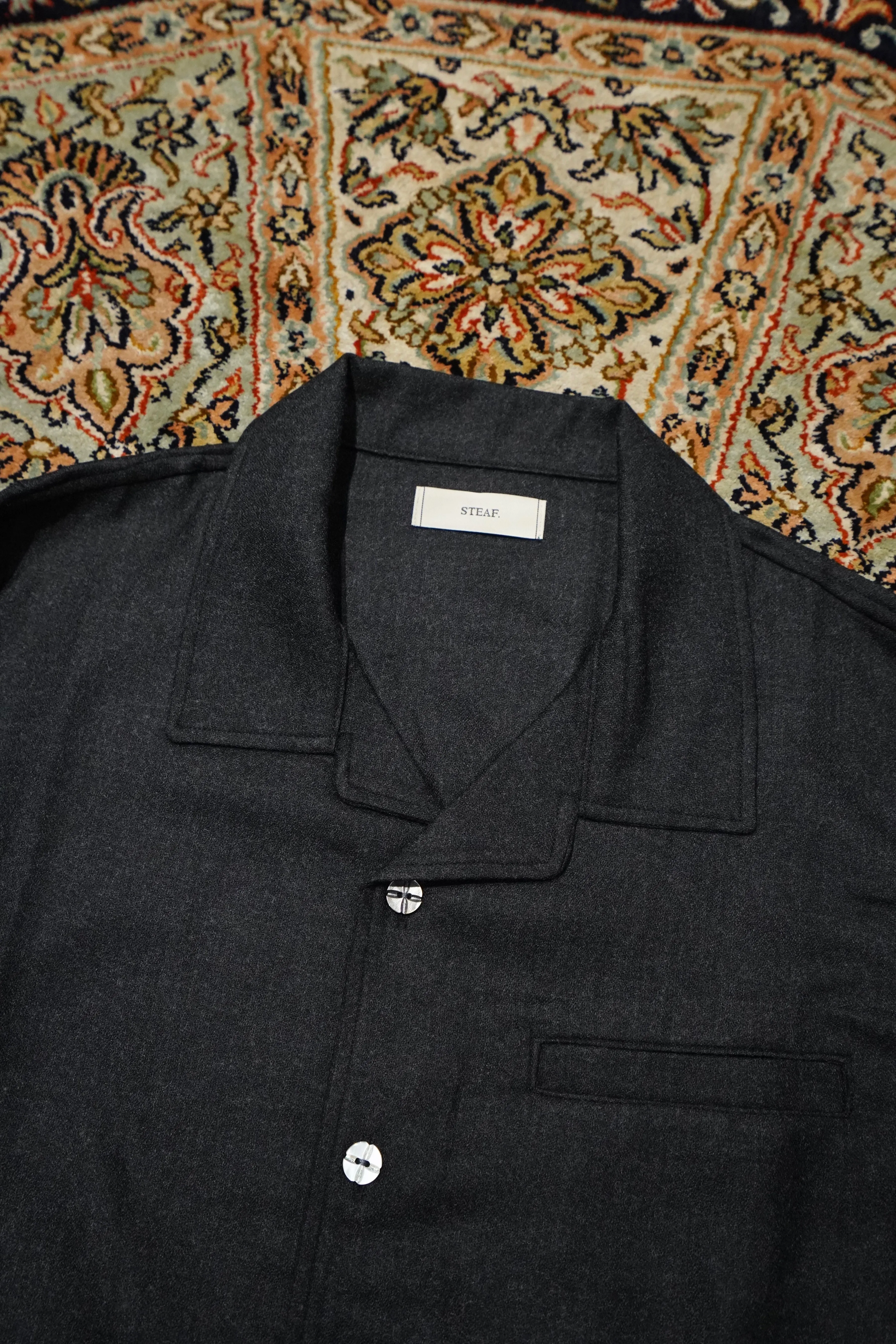 STEAF BALL SHIRT (GENTLE CHARCOAL)