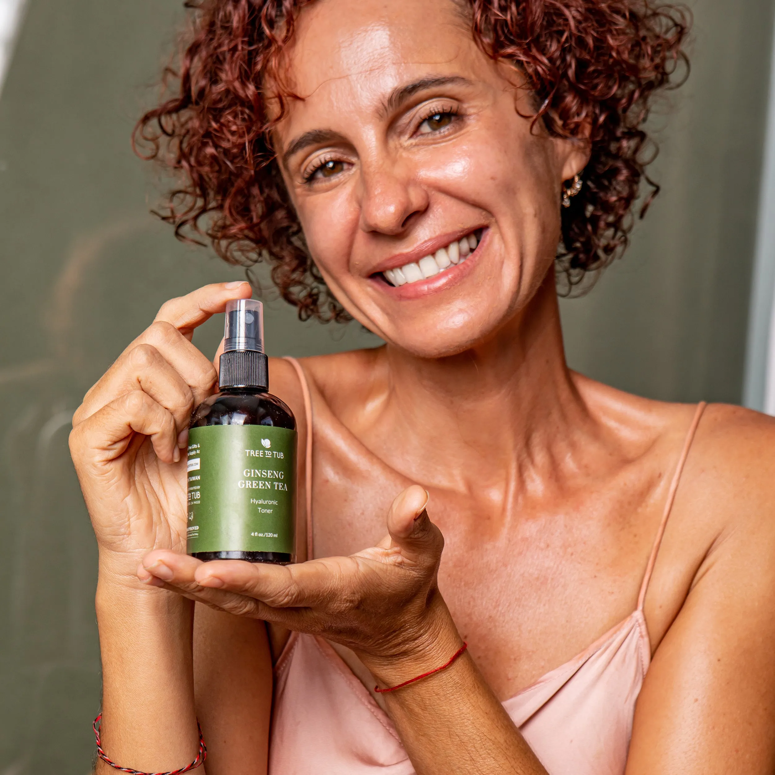 Witch Hazel Toner for Sensitive Skin with Green Tea & Ginseng